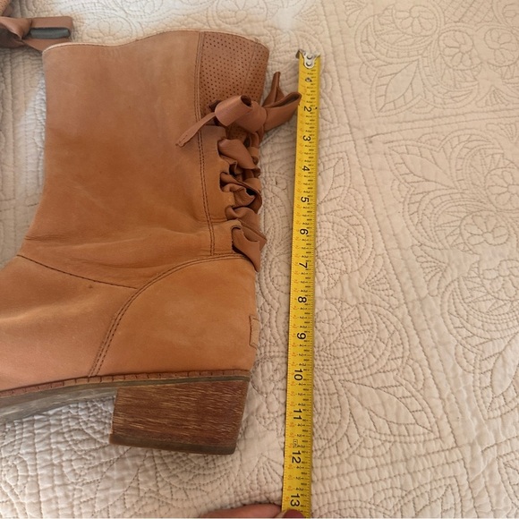 UGG Tan Heeled Boots with Slouchy Back Bow Tie Design Size 9 Wood Heel Mid-calf - Picture 6 of 16